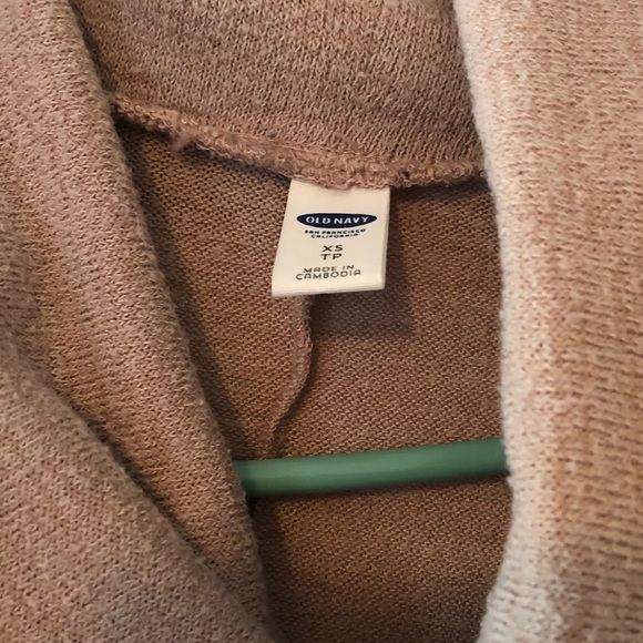 Tunic - Picture 2 of 2